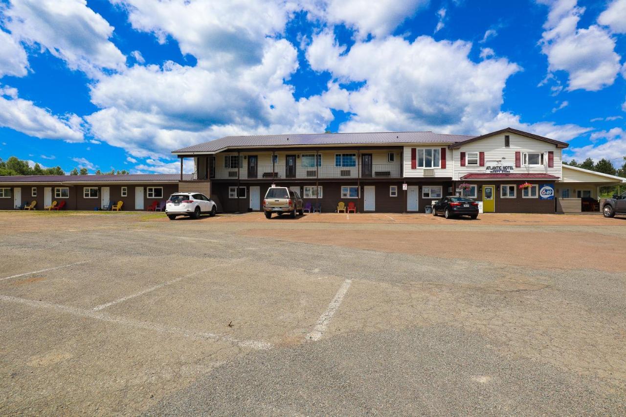 Atlantic Motel Berry Mills Extérieur photo