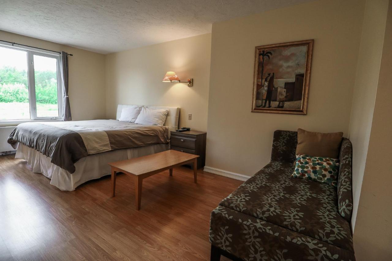 Atlantic Motel Berry Mills Extérieur photo