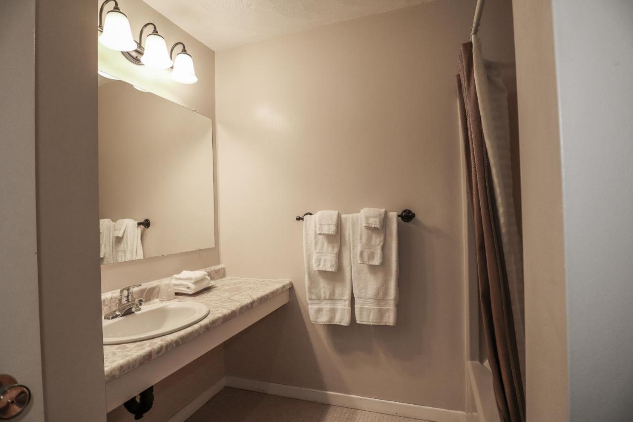 Atlantic Motel Berry Mills Extérieur photo