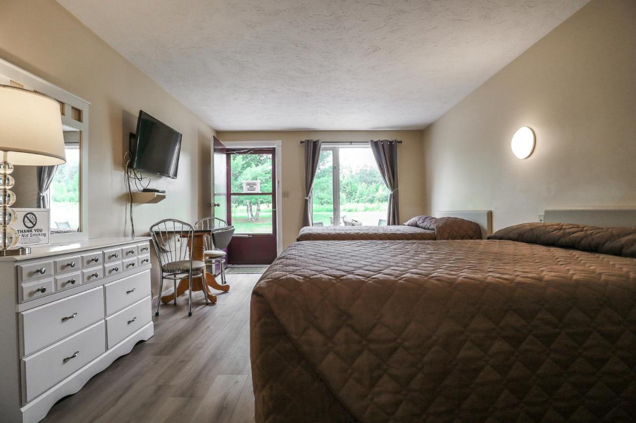 Atlantic Motel Berry Mills Extérieur photo
